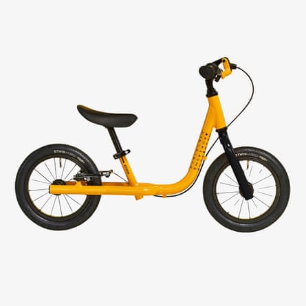 Decathlon BTWIN Kids’ 12-Inch Aluminium Balance Bike Runride 900 in Yellow.