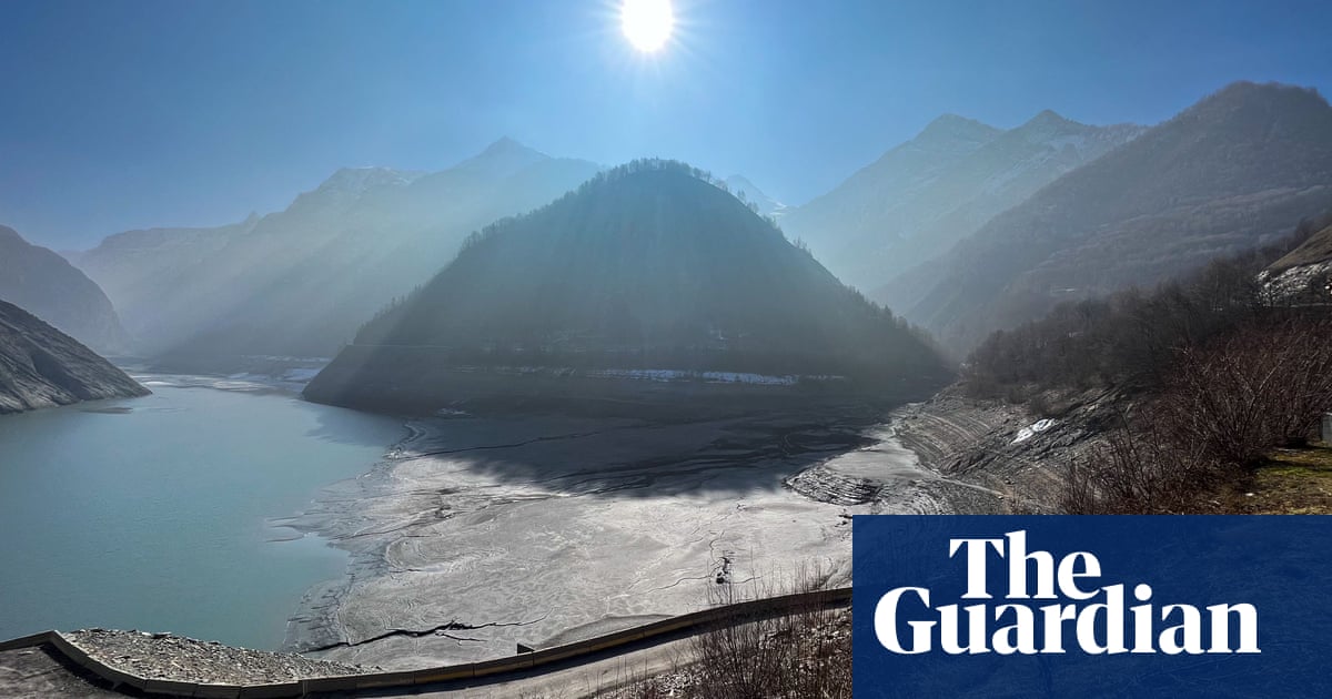 The world is facing an imminent water crisis, with demand expected to outstrip the supply of fresh water by 40% by the end of this decade, experts hav