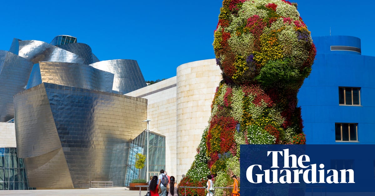 Guggenheim Bilbao asks for €100,000 to restore Jeff Koons’ Puppy