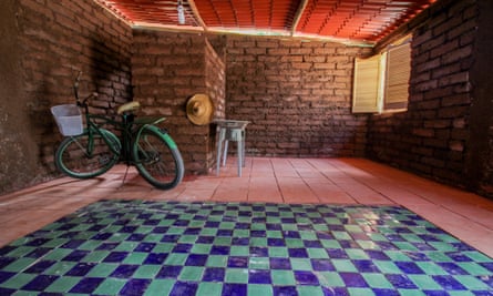 Sargassum house by Omar Sánchez Vázquez in Quintana Roo.