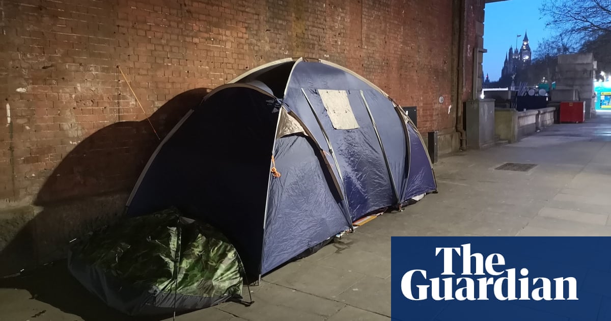 Ukraine refugees homeless in UK after falling out with hosts, say community groups
