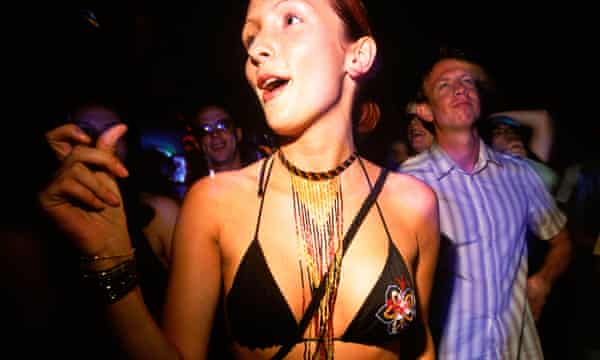 How Provocative Clothes Affect The Brain And Why It S No