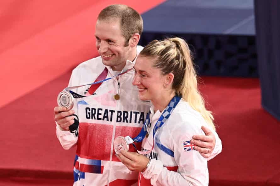Jason Kenny and Laura Kenny with today’s silver medals.