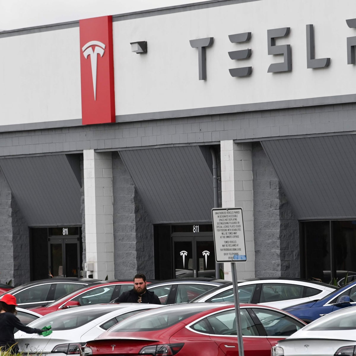 Elon Musk Reopens California Tesla Factory In Defiance Of Lockdown Order Elon Musk The Guardian Elon Musk Reopens California Tesla Factory In Defiance Of Lockdown Order Elon Musk The Guardian