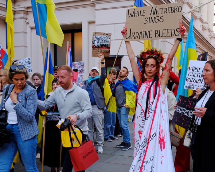 Protesters target Royal Opera House over performance by ‘Putin’s diva’