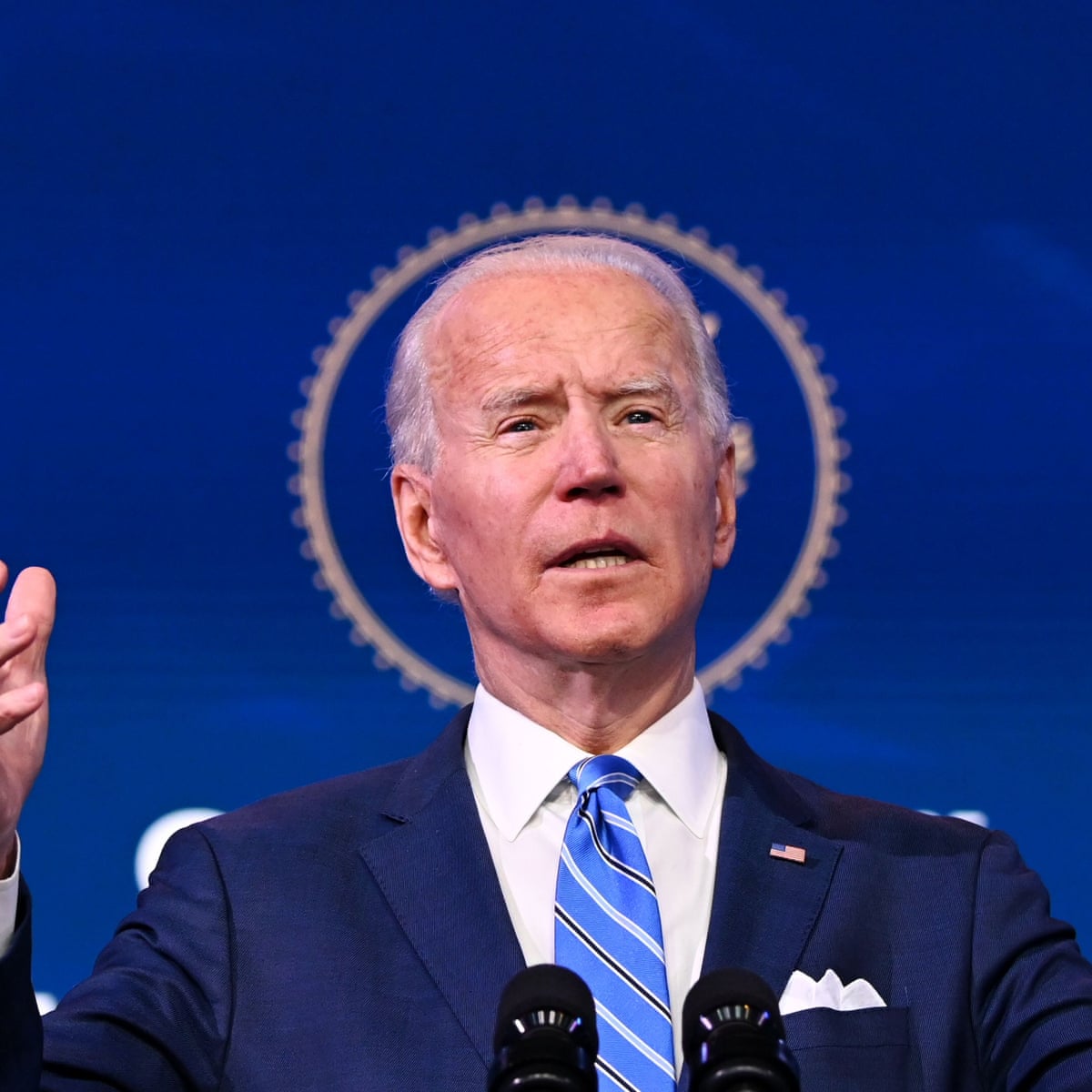 Us Supreme Court Blocks Biden S Workplace Vaccine Or Test Rules Us Politics The Guardian Us Supreme Court Blocks Biden S Workplace Vaccine Or Test Rules Us Politics The Guardian