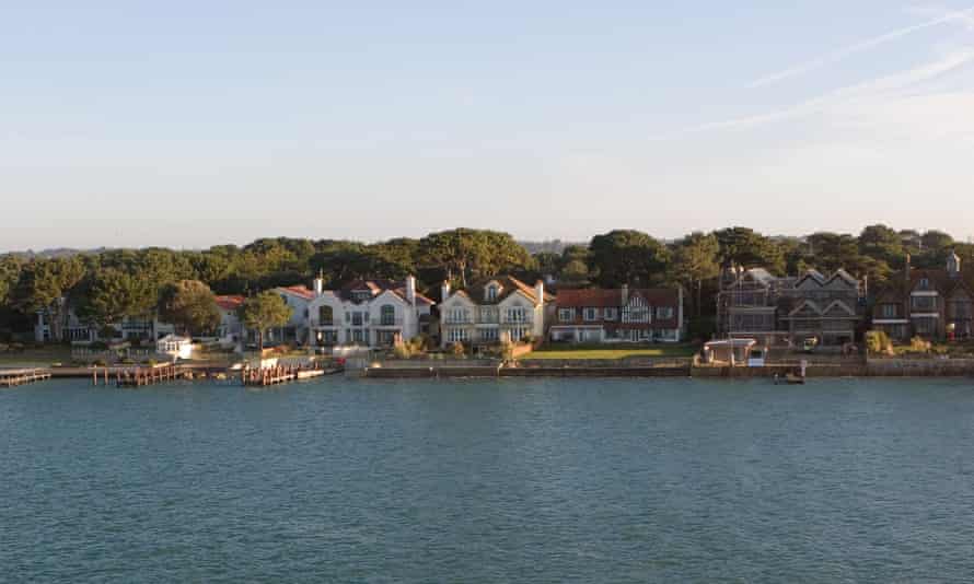 Sandbanks Is Priciest Seaside Town In Uk Plus The Worst Mobile Providers Money The Guardian