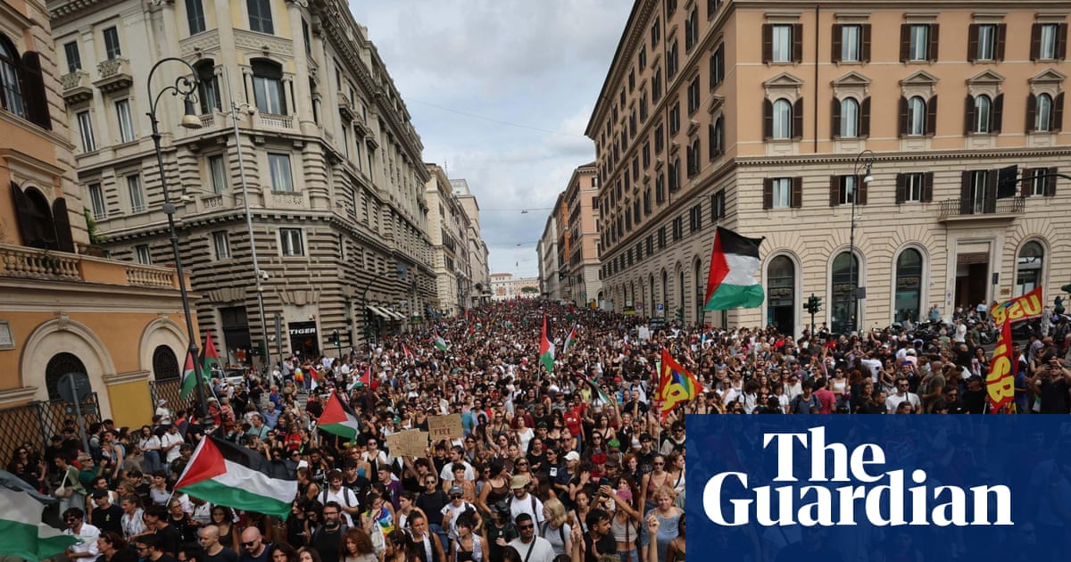 Disruption across Italy as tens of thousands protest against Gaza war