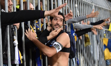 Serie B: Venezia defeat Parma to cut Ducali lead, Cosenza enter promotion  hunt - Total Italian Football