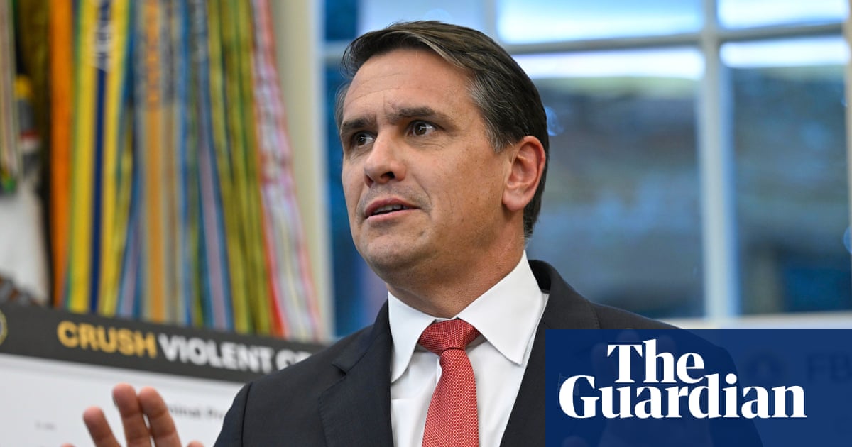 Trump news at a glance: justice department restores Epstein files image featuring Trump after outcry