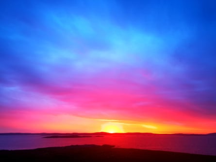 A beautiful sunset on Hildasay