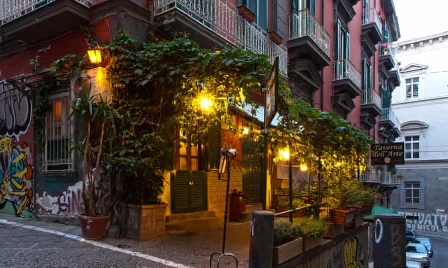 Taverna del Arte, Naples, Italy
