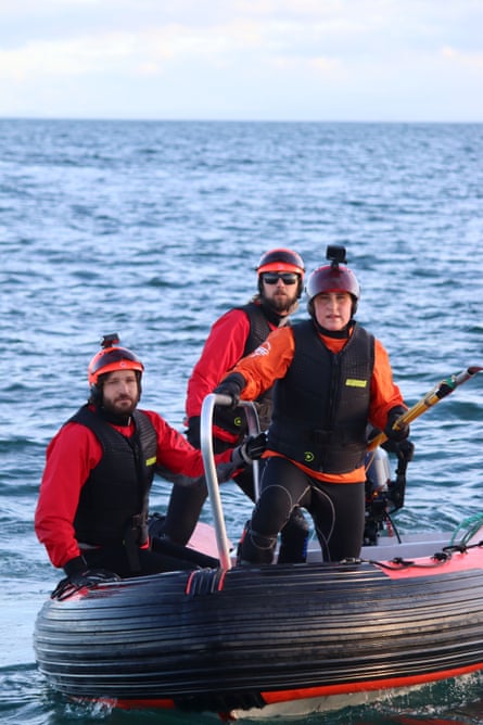 Michael Ramsbottom, Zac Penman and Jemima Gardiner-Rodden setting out to disentangle the tohorā.