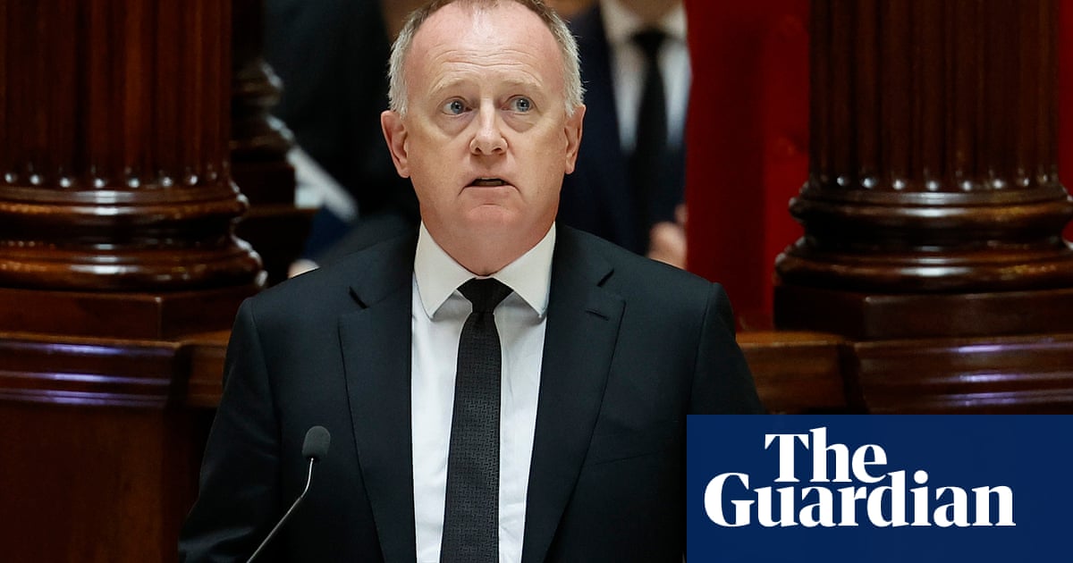 Lloyd’s of London says ex-boss broke compliance rules with ‘close relationship’