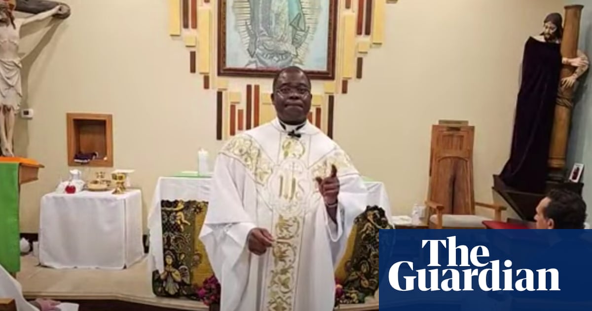 „Той контролираше живота ми“: Архиепископията на Ню Орлиънс пренебрегна твърденията на жената преди внезапното уволнение на свещеника