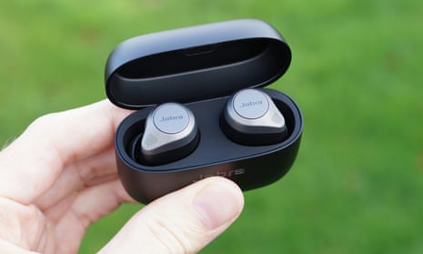 Jabra Elite 85t review: AirPods Pro-beating noise cancelling Bluetooth  earbuds, Headphones