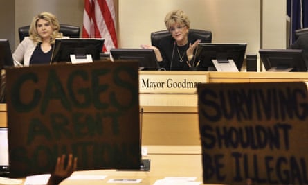 Councilwoman Michele Fiore, left, listens as Las Vegas Mayor Carolyn Goodman speaks during a council meeting 6 November 2019.