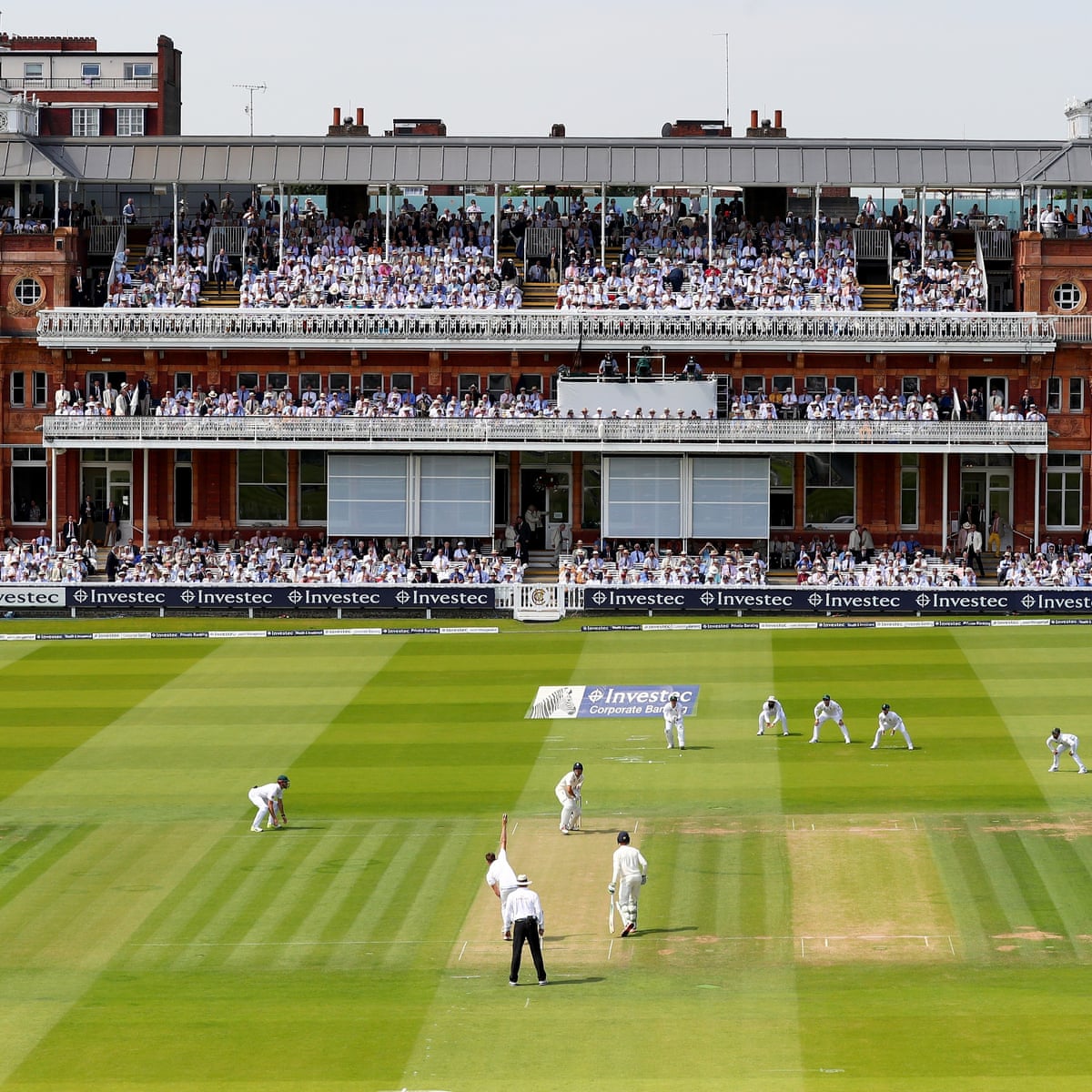 Cricket V Tennis How Does Lord S Compare To A Day At