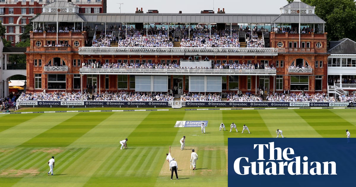 Cricket V Tennis How Does Lord S Compare To A Day At Wimbledon