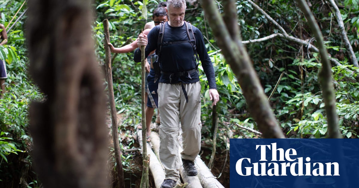 ‘Every second counts’: wife of British journalist missing in Amazon urges action