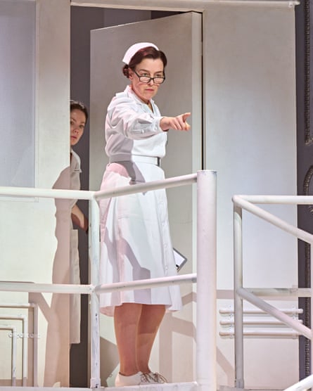 Olivia Williams and Amy Newton in One Flew Over the Cuckoo’s Nest.