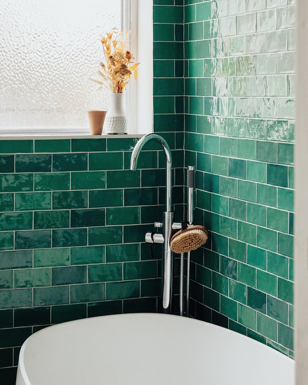 Tiles with style: the bathroom.