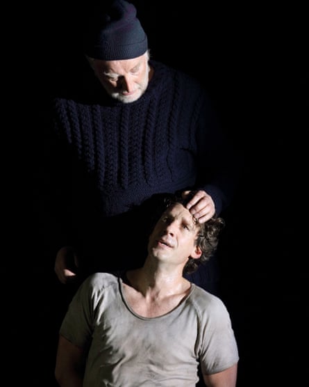 Clive Bayley as Dansker, Jacques Imbrailo as Billy Budd.