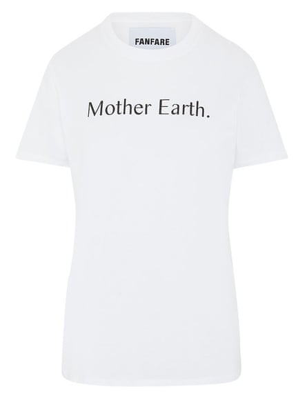 'Bumi Pertiwi', £18 untuk sewa 4 hari, oleh Label Fanfare dari mywardrobehq.com