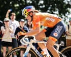 Demi Vollering seals dramatic women’s road race world title in Montreal