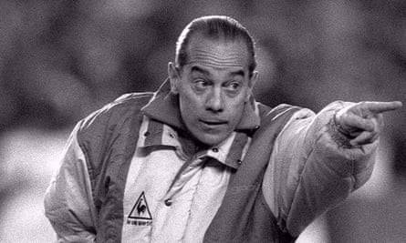 Suárez as Spain manager in 1988.