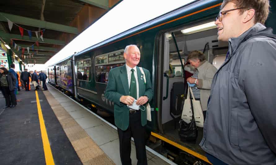 Dennis Le Worthy à la gare d'Okehampton