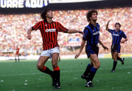 Mark Hateley playing against Inter in 1984.