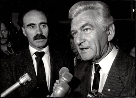 Warren Snowden and Bob Hawke speak to the media