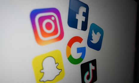 Screen showing logos of Google, Facebook, Twitter/X, TikTok, Snapchat and Instagram.