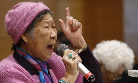 Former sex slaves reject Japan and South Korea's 'comfort women' accord |  Japan | The Guardian