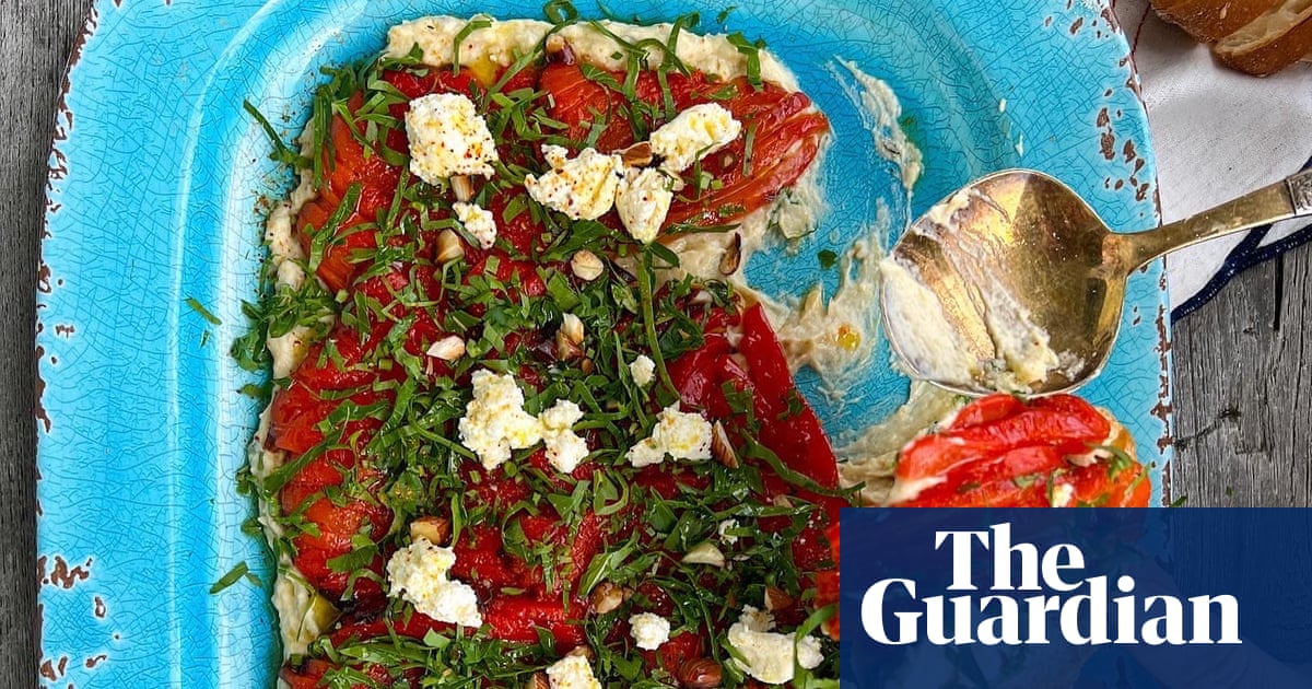 Alice Zaslavsky's recipe for garlic red peppers with a creamy white bean dip, AKA papula