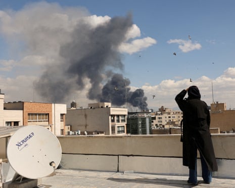 Viaggiatori bloccati in un aeroporto del Golfo regione
