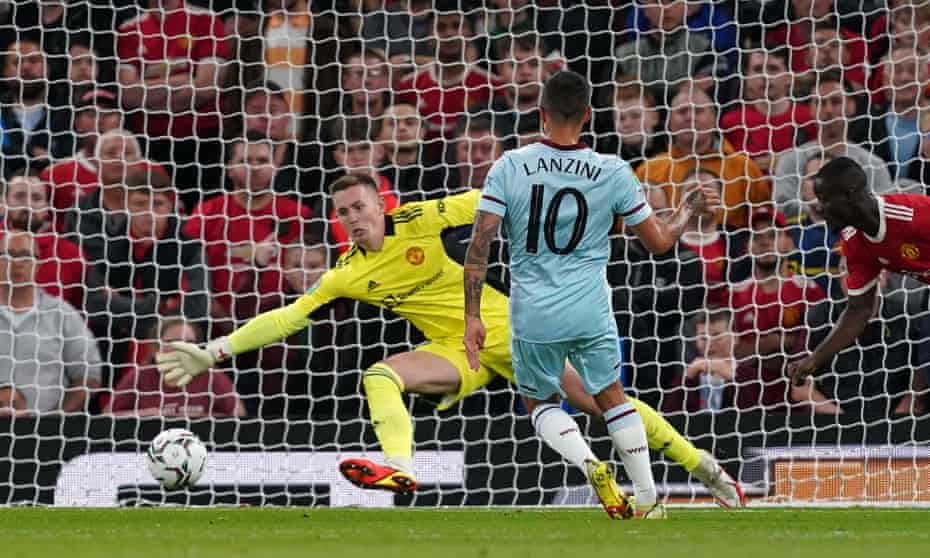 Manuel Lanzini beats Dean Henderson to score the only goal of the game.