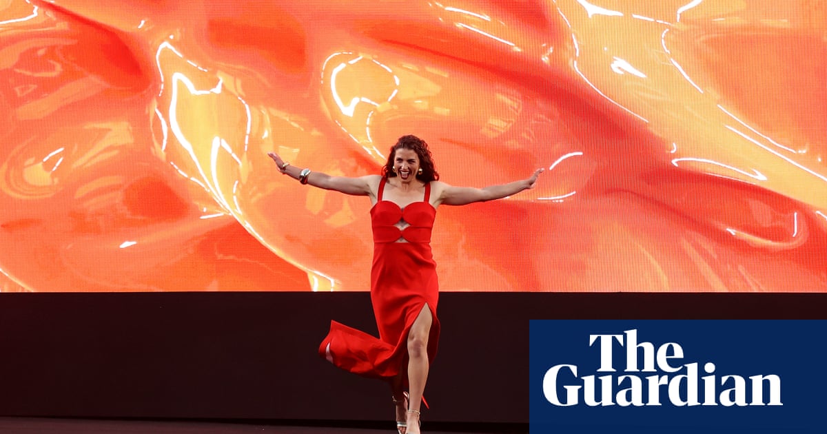 Jess Fox: 'Let's throw myself in the deep end here and challenge myself' | Nicole Jeffery