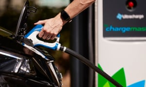 Jaguar Land Rover To Make Only Electric Or Hybrid Cars