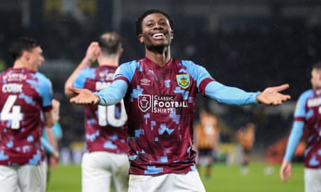 Championship roundup: Burnley march on, Sheffield United fight back to win