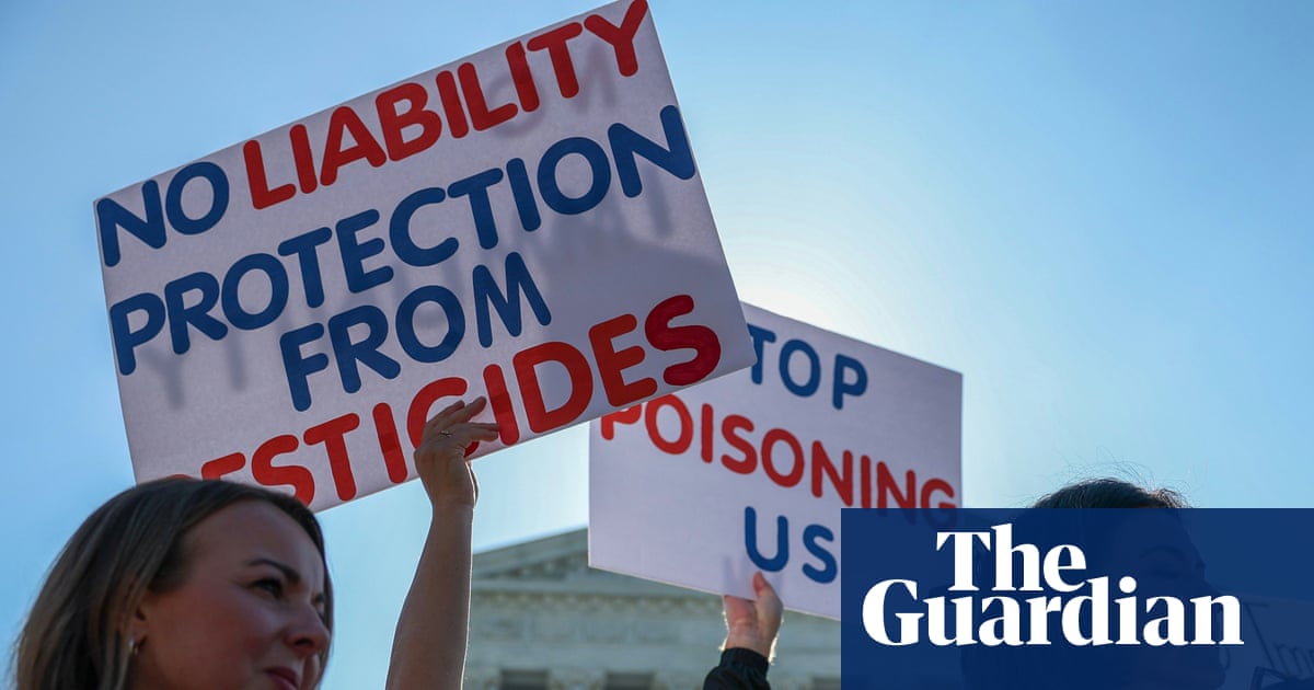 US supreme courtroom weighs blocking lawsuits towards Roundup makers alleging weedkiller causes most cancers US supreme courtroom weighs blocking lawsuits towards Roundup makers alleging weedkiller causes most cancers