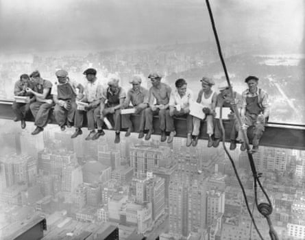 Steel workers having lunch on a beam 800ft above New York at the RCA building in Rockefeller Center, 1932