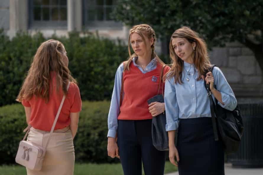 Maddie Phillips as Sterling and Anjelica Fellini as Blair in Teenage Bounty Hunters.