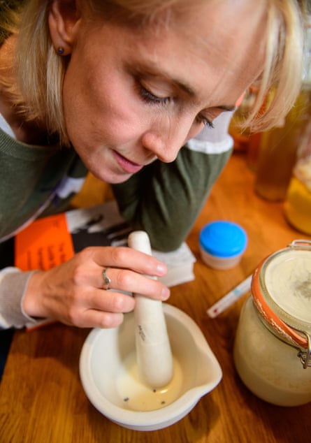 Linda Geddes uses a pestle and mortar