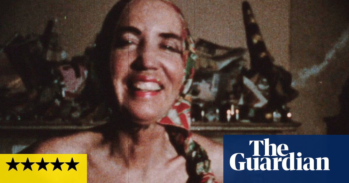 That Summer Review Must See Doc Revisits Grey Gardens Mother