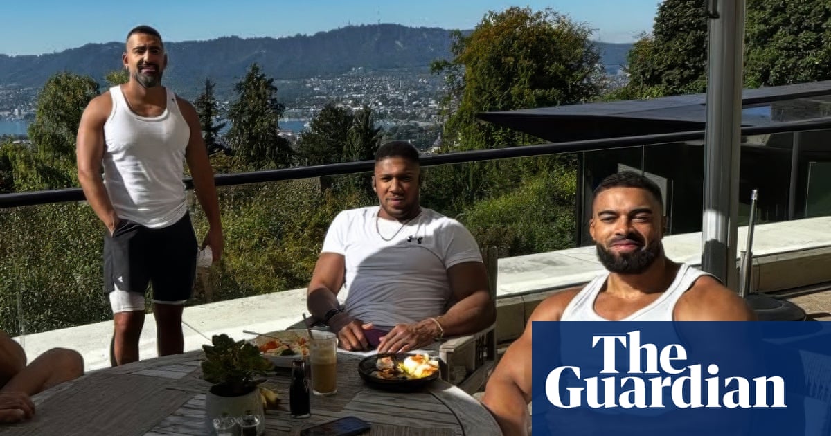 ‘Stay strong, champion’: boxing world offers condolences to Anthony Joshua