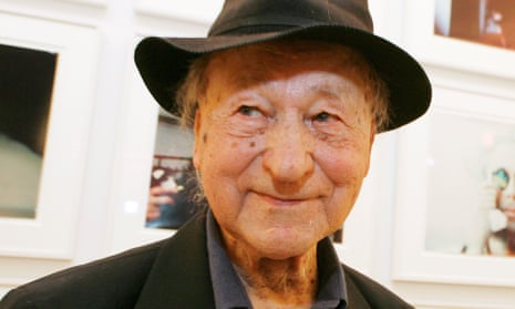 Jonas Mekas, seen in 2009, sought to create a cinema that was ‘less perfect and more free’.