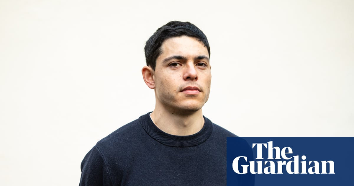 Ο εργαζόμενος της ΜΚΟ δικάζεται για λαθρεμπόριο ανθρώπων στη Λέσβο | Ελλάδα Ο εργαζόμενος της ΜΚΟ δικάζεται για λαθρεμπόριο ανθρώπων στη Λέσβο | Ελλάδα