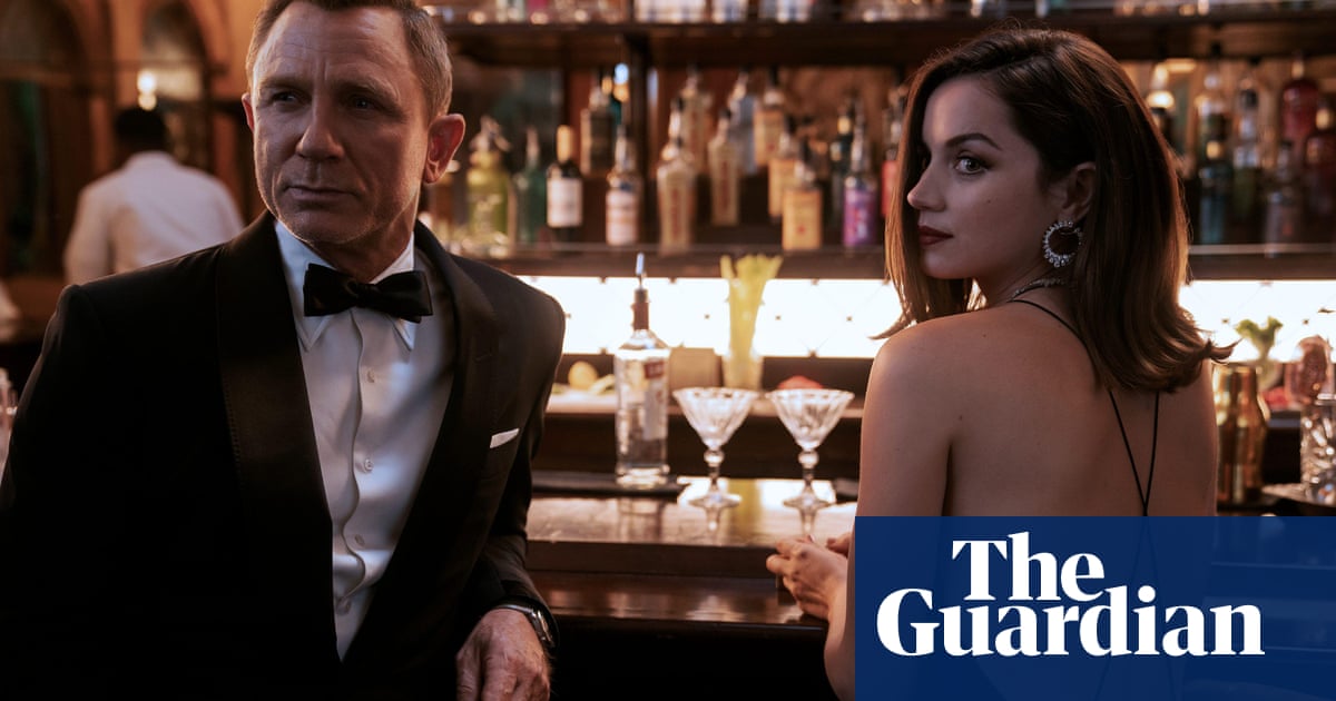 Never-ending stories: from Bond to Galbraith, why is everything so long?